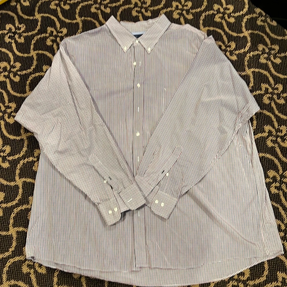 Tommy Hilfiger xxl men’s long sleeve dress shirt. Red/white/blue check. Like new